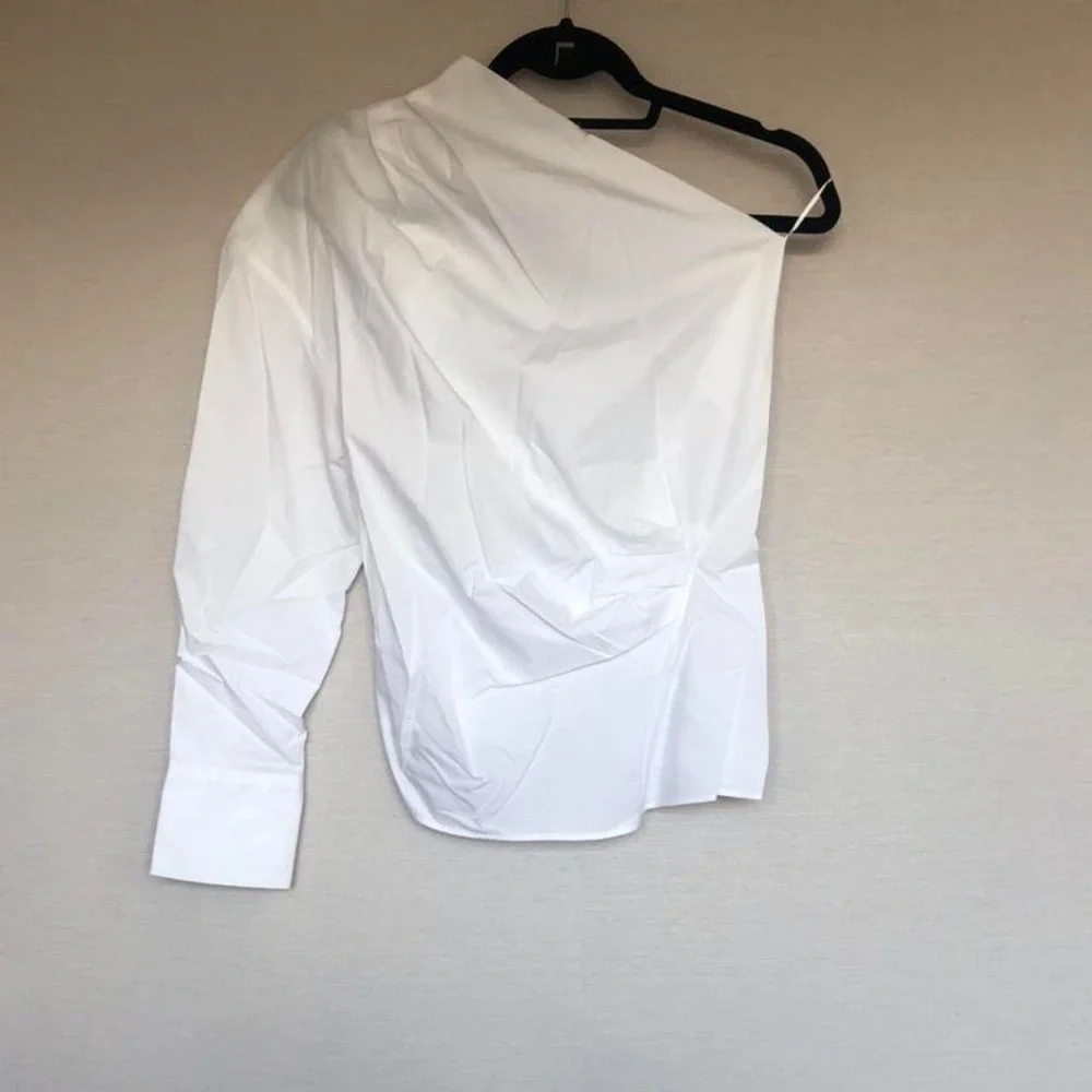 Abercrombie & Fitch White Asymmetrical One Sleeve 100% Cotton Blouse Size XS - Picture 3 of 8